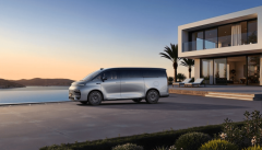 可通过吉利银河APP、微信小法式、抖音小法式及 